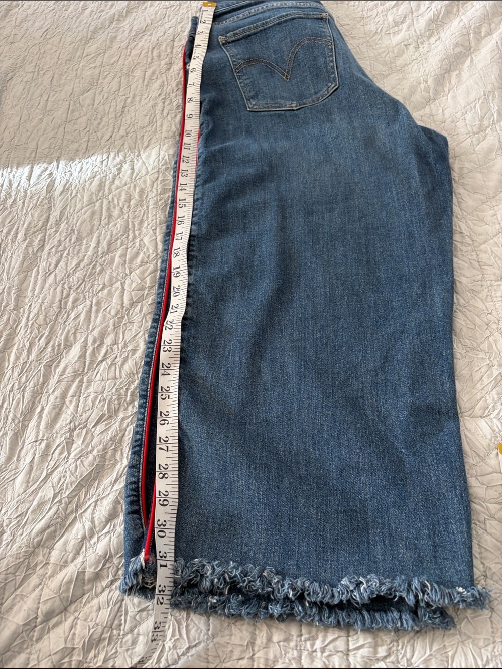 Levi's Blue Cropped Wide-Leg Jeans with Red Side Piping - Picture 11 of 11